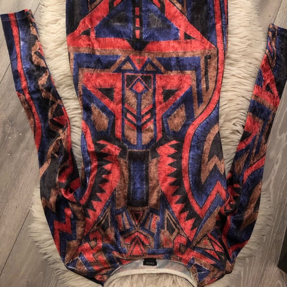 Tribal print mini dress. - Picture 2 of 6